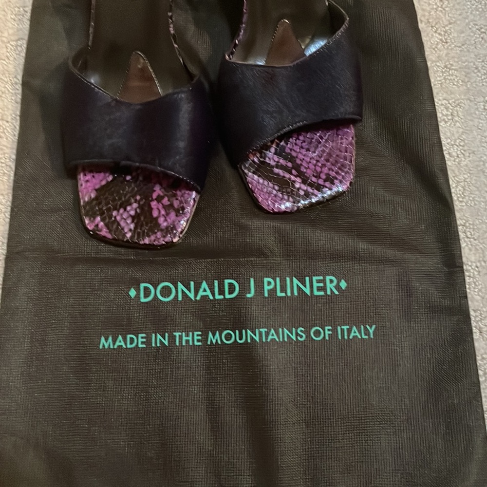 Purple fur snakeskin Donald Pliner slides - Picture 9 of 9